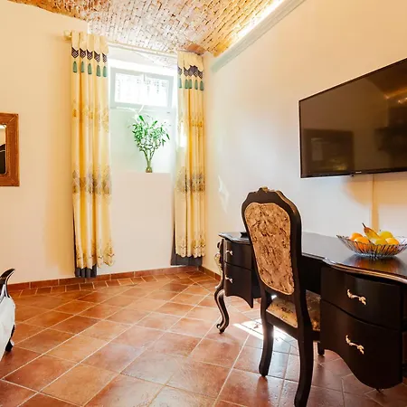 Royal 게스트하우스