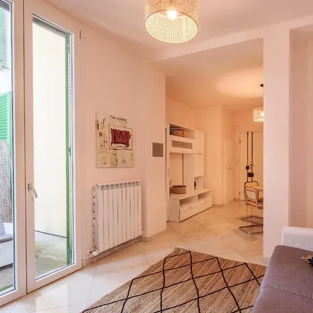 Royal ゲストハウス