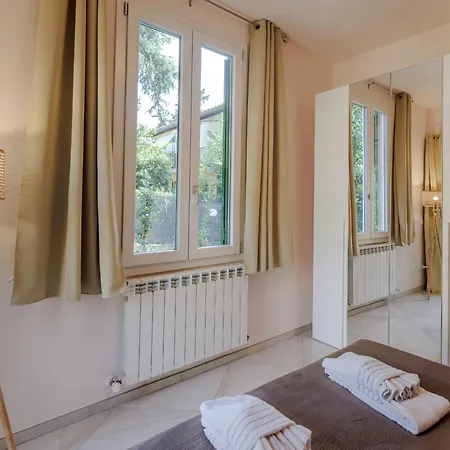 ゲストハウス Royal